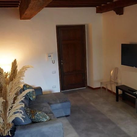 Loft Moderno Ubicato Nel Centro Storico Di Lucca Apartment Exterior photo